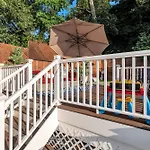 Bright Stylish Hidden Gem In Washington Dc With King Bed 75Inch Tv And Free Parking