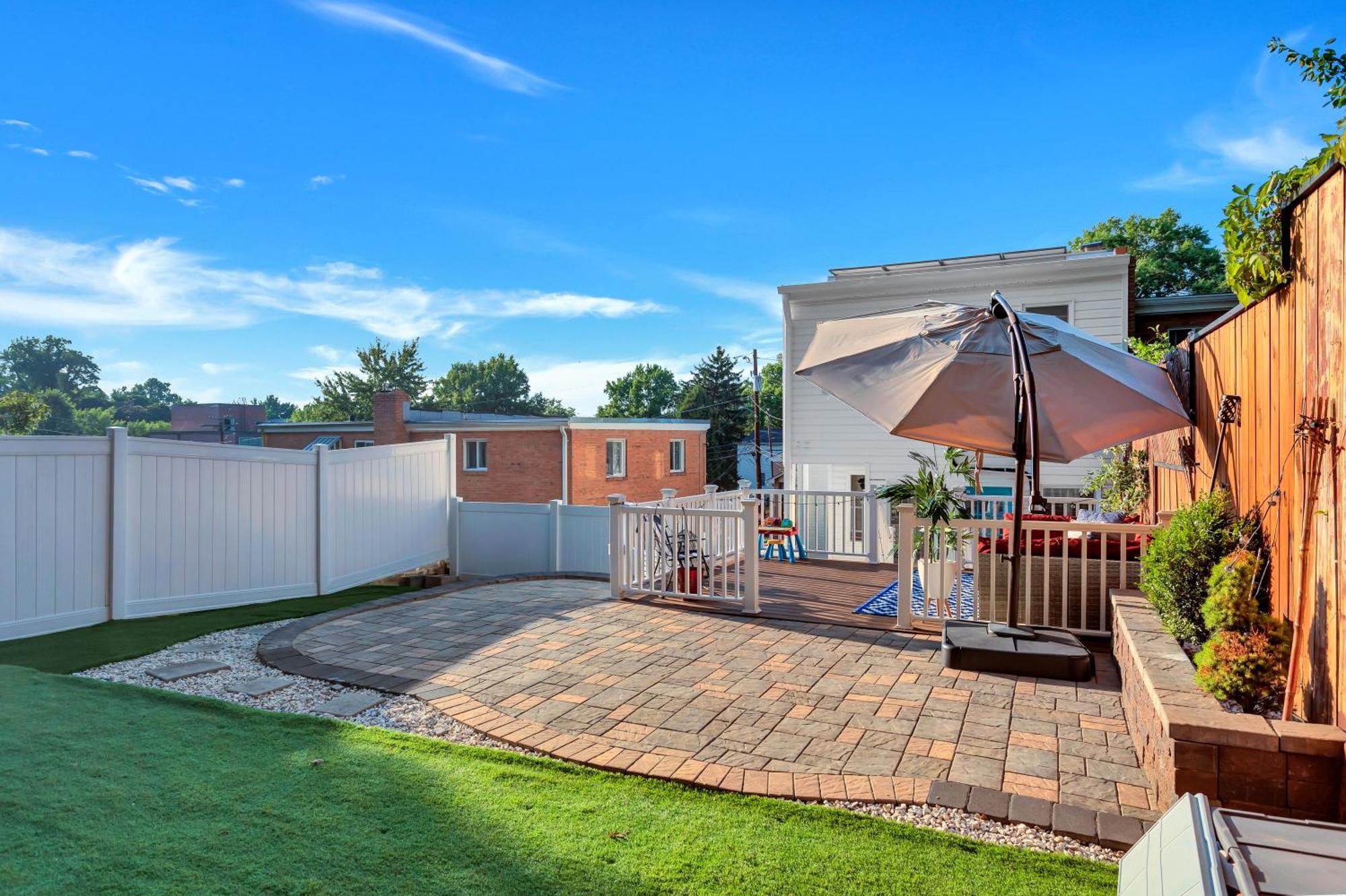 Bright Stylish Hidden Gem In Dc With King Bed 75inch Tv And Free Parking Villa *